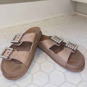 Steve Madden Nora Pearl Buckle Slides
